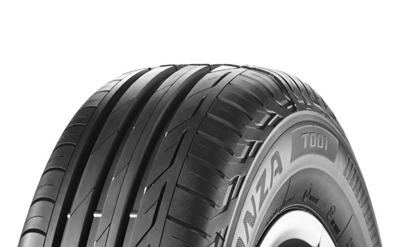 Bridgestone 205 55 17 95W Turanza T001 tyre